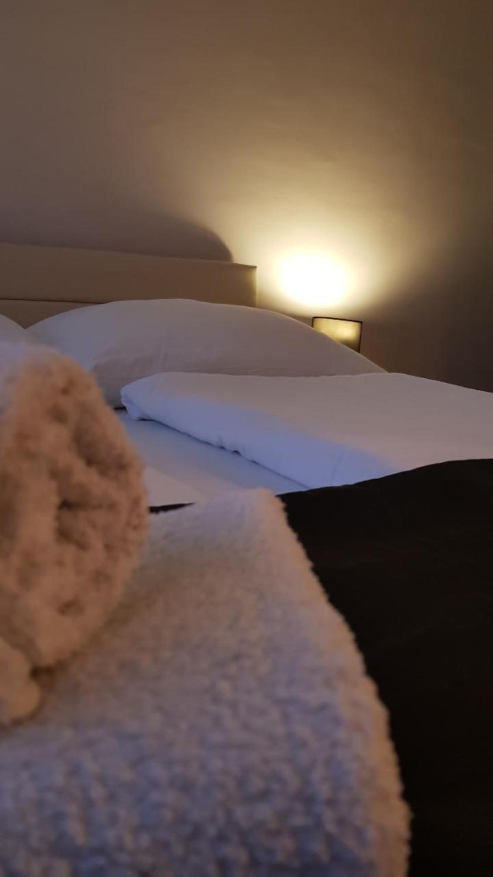 Aquarius Apartman Segedyn Zewnętrze zdjęcie
