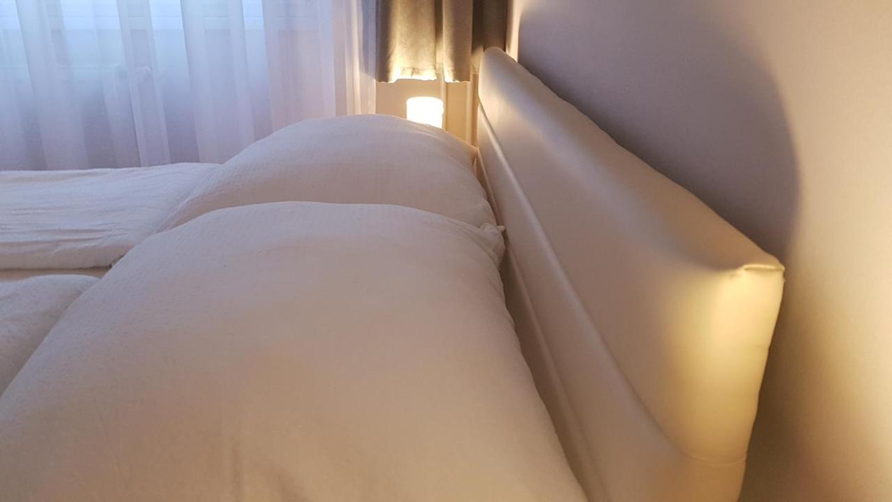 Aquarius Apartman Segedyn Zewnętrze zdjęcie